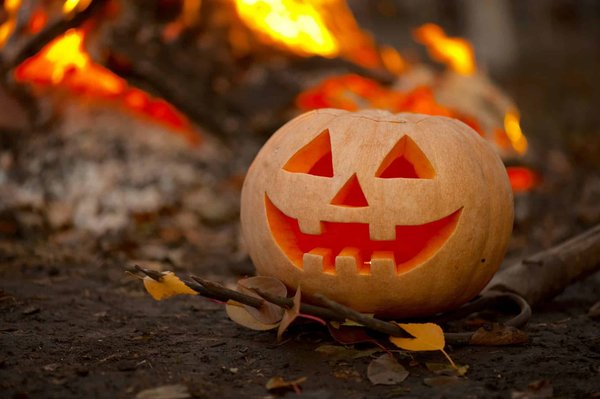 What are the best locations to participate in a guided ghost walk in York?